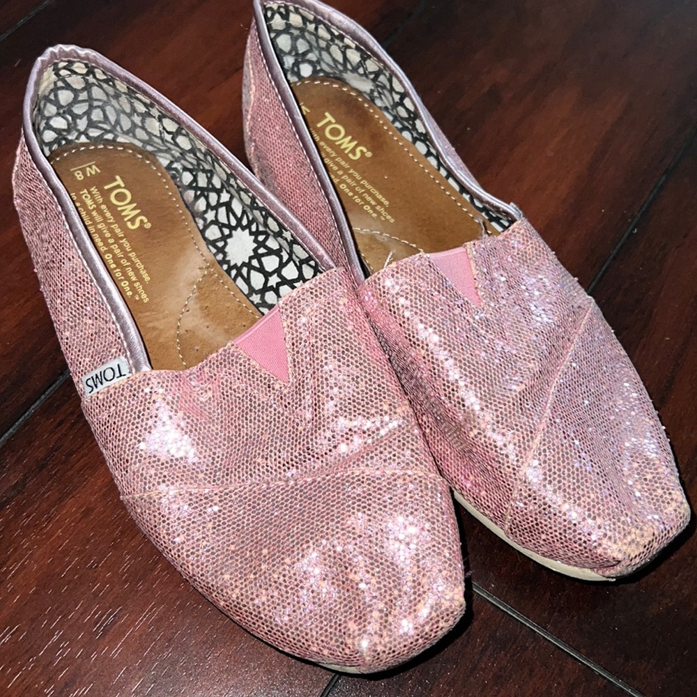 Pink sparkly Toms
